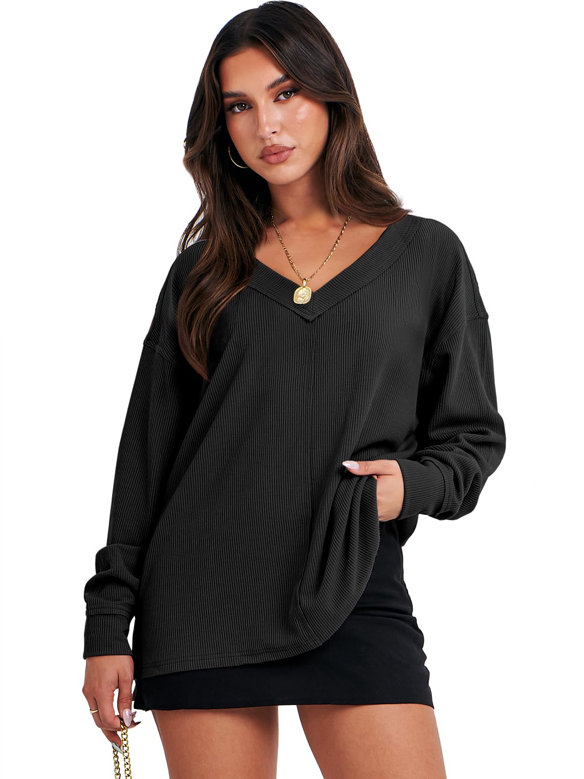 ANRABESS Oversized Long Sleeve Shirts for Women Off the Shoulder Sweatshirt Loose V Neck Tunic Tops High Low Sweater 2025 Black Medium