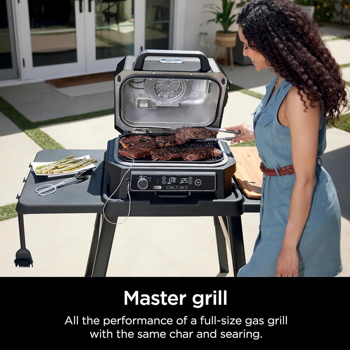 Ninja Woodfire ProXL Outdoor Grill & Smoker, Thermometer, 4-in-1 Master Grill, BBQ Smoker, Outdoor Air Fryer, Bake, Portable, Electric Grill (Renewed) (Cinnamon)