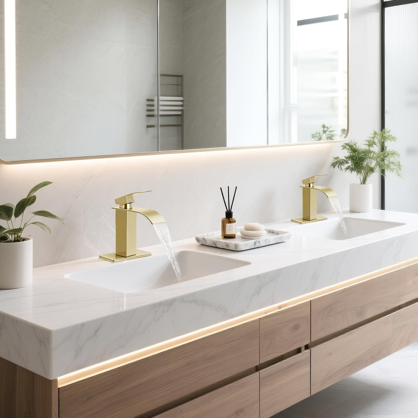 RNDIOZD Brushed Gold Bathroom Faucets, Waterfall Bathroom Sink Faucet Modern Single Handle Bathroom Faucte 1 or 3 Hole, RV Mixer Tap Vanity Faucet - Includes Pop-up Drain Supply Hoses Deck Plate