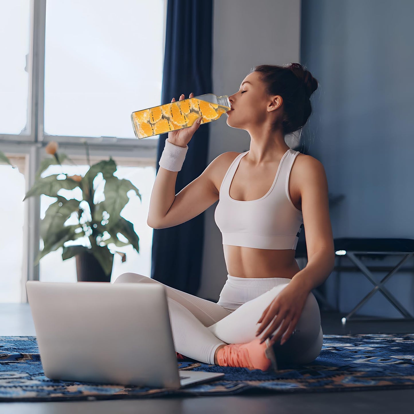 SIEROZUR Glass Juice Bottles With Lids 17oz- 6 Pack, Clear Water Bottle, Juicing Bottles Reusable Glass With Stainless Steel Cap, Drinking bottles for Refrigerator,100% Leak Proof, BPA Free