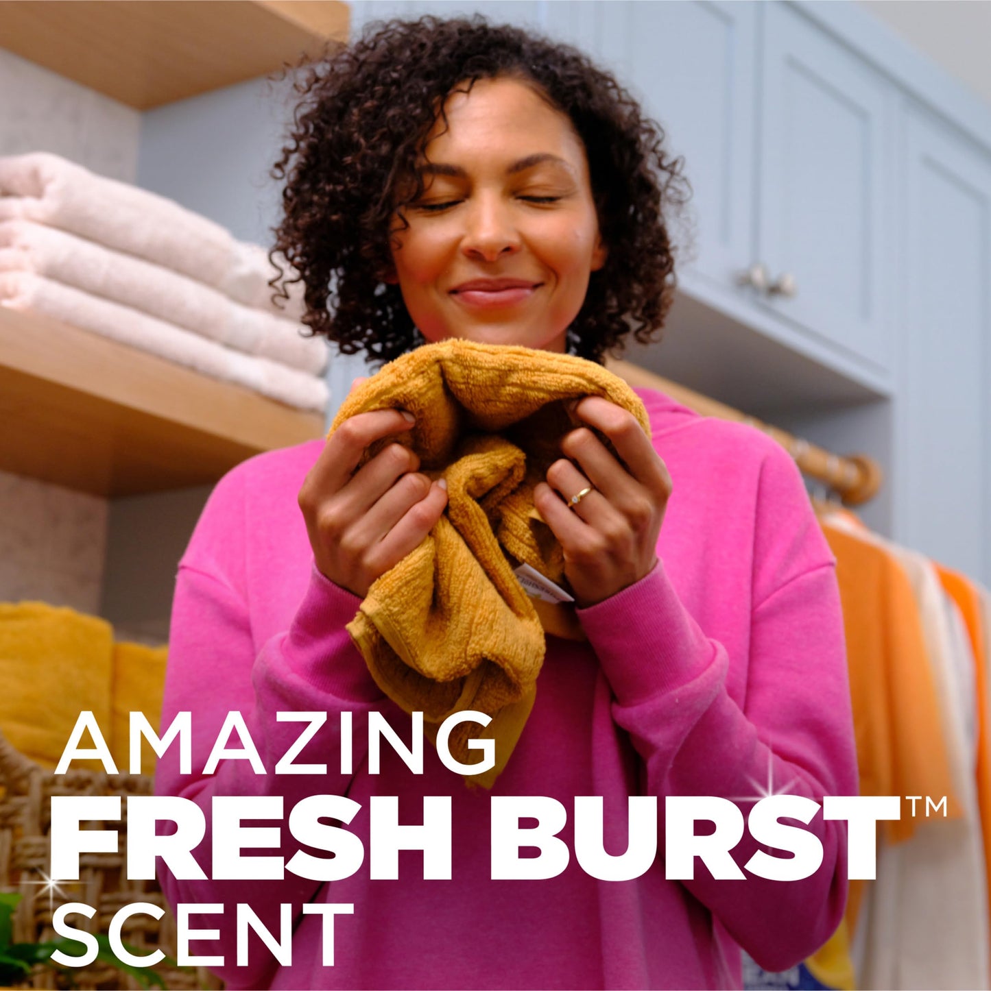 ARM & HAMMER Plus OxiClean with Odor Blasters 5-in-1 Laundry Detergent Power Paks, Laundry Odor Remover, Eliminates Odors, Attacks Stains, Fresh Burst Scent, 42 Count